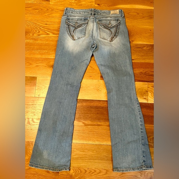 Ariya Distressed Bootcut Embroider Denim Jeans Size 11/12 - Picture 6 of 11